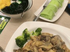 -佰搭果·广式茶餐厅(西华路店)