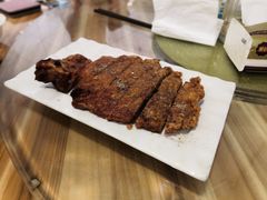 酥炸黑猪大排-光头匠