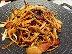 腊味干锅茶树菇-四川饭店(长白店)