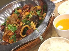 -愉肴麻辣香锅(中山路店)