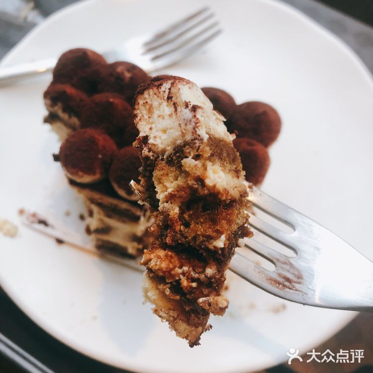 星巴克新品|海盐焦糖馥芮白