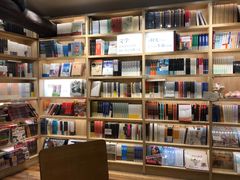 -猫的天空之城概念书店(苏州平江店)