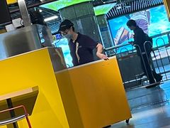 -麦当劳(中山公园龙之梦店)