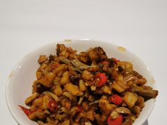 下酒藕丁-老长沙龙虾馆·聚会餐厅(白石洲店)