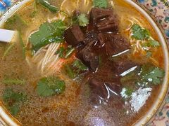 -金杨拉面王小吃面馆·牛三宝面·红烧牛肉粉