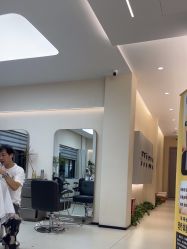 -优尚·烫·染·店
