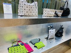 -三宅一生 (阪急梅田本店)
