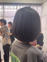 -侨治发型