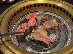-山川小町·极番烧肉(新地假日广场店)