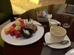 -东西风牛排馆周末烧烤自助(首都机场希尔顿店)