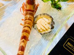 -鲜入围煮花胶鸡海鲜火锅