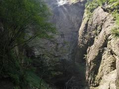 -燕子河大峡谷天坑仙境