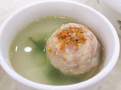 蟹粉狮子头-怡园饭店-餐厅(四望亭店)