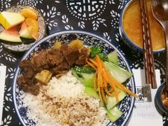 红烧牛腩饭-蜗牛小馆醉乡民谣云南菜(惠新西里店)