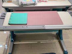 -康朴乐儿童学习桌椅(蓝色港湾店)