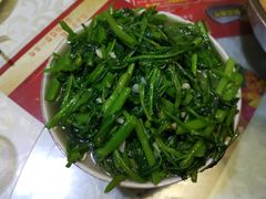 -独一佳老胡湘菜馆(矿山路店)