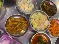 -豚豚家돈돈가韩国锅盖烤肉(新北万达店)