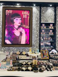 -ANNA SUI