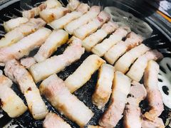 厚切五花肉-唯成•韩国炭火烤肉 유성고기
