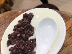 红豆双皮奶-沙湾姜埋奶(兴新包店)