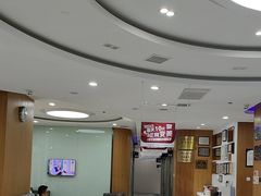 -雅悦齿科(顾村公园店)