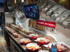 -老牌坊云南鱼豆花火锅(爱建店)