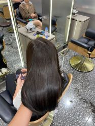 -Tloml salon