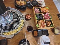 -韩国屋炭火烤肉(时代广场店)