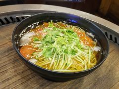 -靠山屯东北铁锅炖(东北菜，古美西路店)
