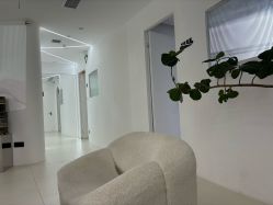 -丽锦汇LA LIZZ丽秩·科技美肤