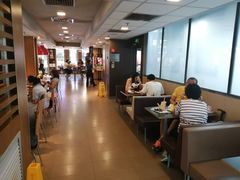 大堂-麦当劳(东急新天地店)