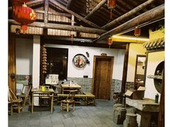 -李东农庄(中南百草园地标店)