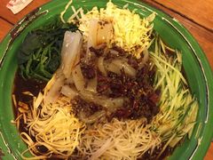 -闯关东东北农家菜(崂山石老人店)