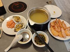 -遇上西雅图多融合海鲜自助餐厅(中房金谊广场店)