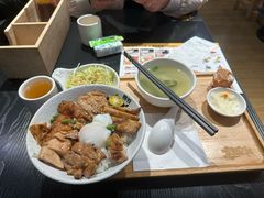-熊吞·大碗丼烧肉饭(正弘城店)