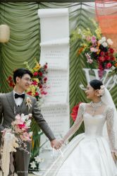 -Lady  Jane高端婚纱礼服馆