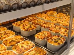 -红星前进面包牛奶公司(畅春园店)
