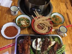 -三番火辣串串香(总店)