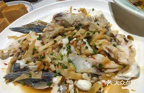 Steamed Fish Head with Fresh Bamboo Shoots