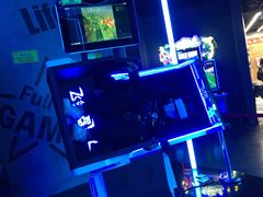 -世代星球·保龄球·镭战真人CS·团建(杨浦店)