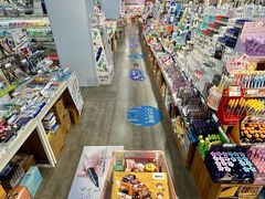 -鹏佳腾学生文创