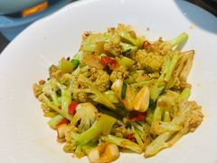 -聚鑫朋酸菜肥肠(文艺路口店)