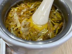 现炖鲜鸡丝汤-小杨生煎(浦江欢乐颂店)