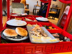 -勺子米线·云南传统小吃市集(四方街店)