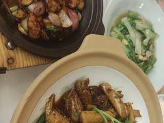 -荷花亭·湖北融合菜(中商广场店)