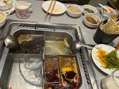 -海底捞火锅(宝龙广场夜宵主题店)