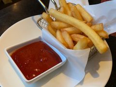 -WOLFGANG PUCK KITCHEN & BAR(迪士尼小镇店)