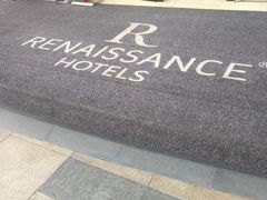 -上海龙之梦万丽酒店