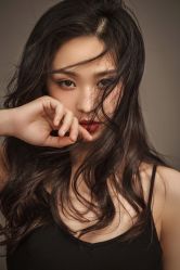 -onlygirl摄影美学馆高端定制(江滩店)