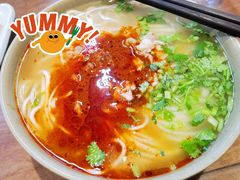 -亮亮面馆(经六路店)